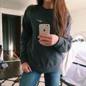 NIKE SWEATSHIRT